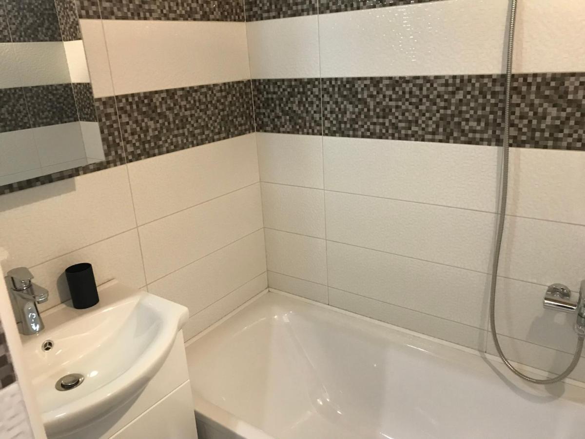 Mora Apartman 2 Kiskunfélegyháza Dış mekan fotoğraf