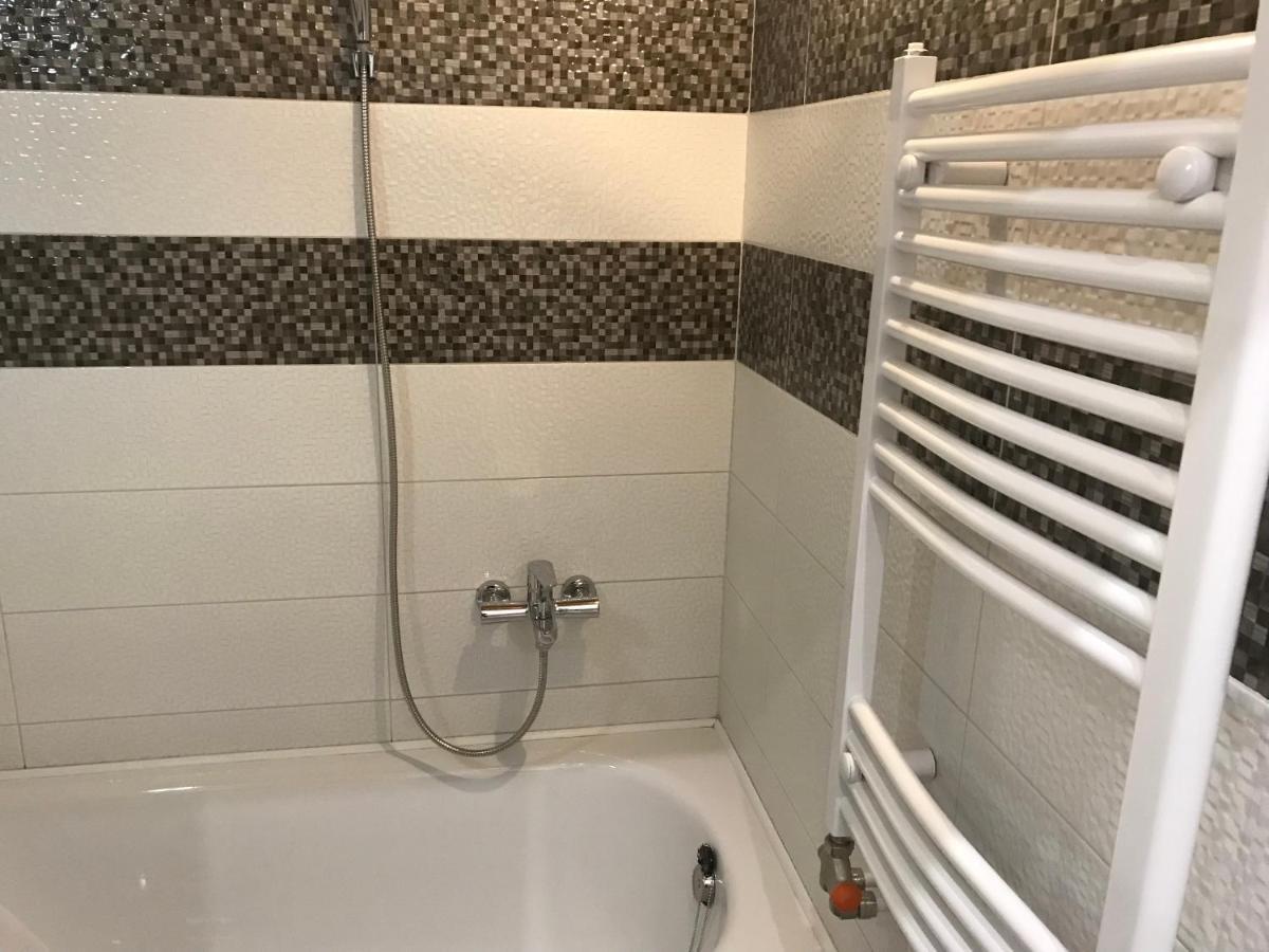 Mora Apartman 2 Kiskunfélegyháza Dış mekan fotoğraf