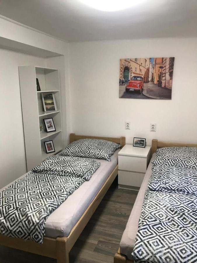 Mora Apartman 2 Kiskunfélegyháza Dış mekan fotoğraf