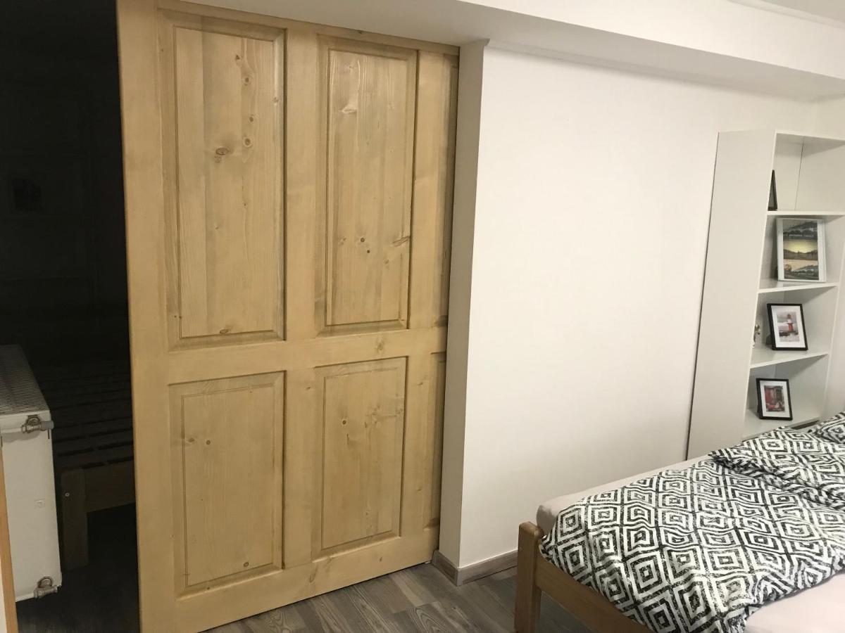 Mora Apartman 2 Kiskunfélegyháza Dış mekan fotoğraf